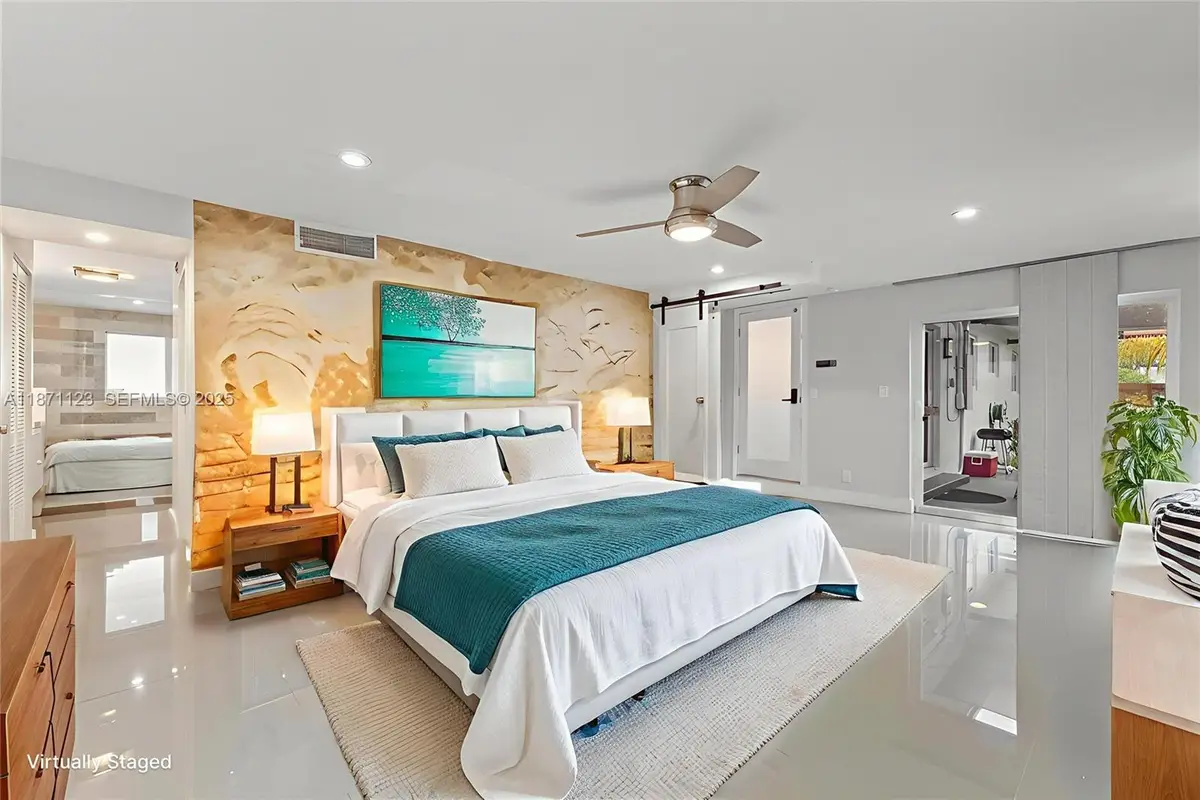 500 NW 30th St, Wilton Manors, FL 33311 - Image #1