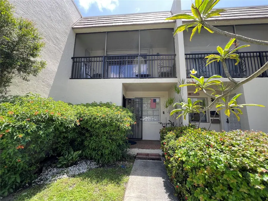 1325 N 15th Ave #23, Hollywood, FL 33020 - Image #2