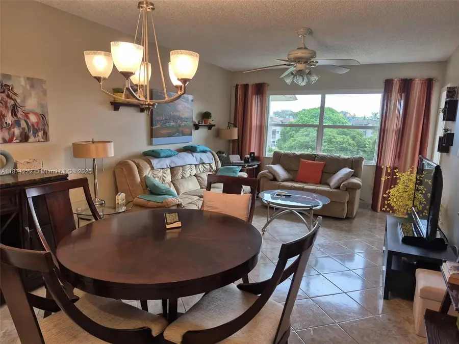 3400 NW 48th Ave #607, Lauderdale Lakes, FL 33319 - Image #2