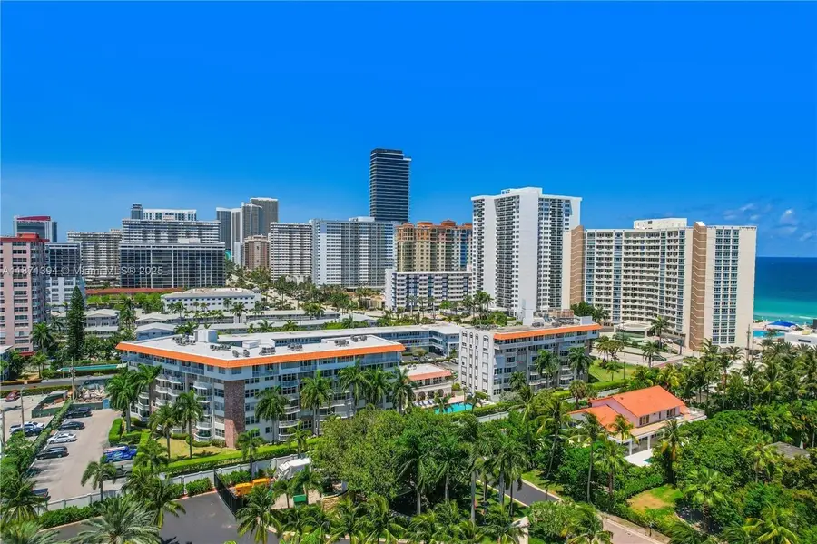 3181 S Ocean Dr #302, Hallandale Beach, FL 33009 - #2