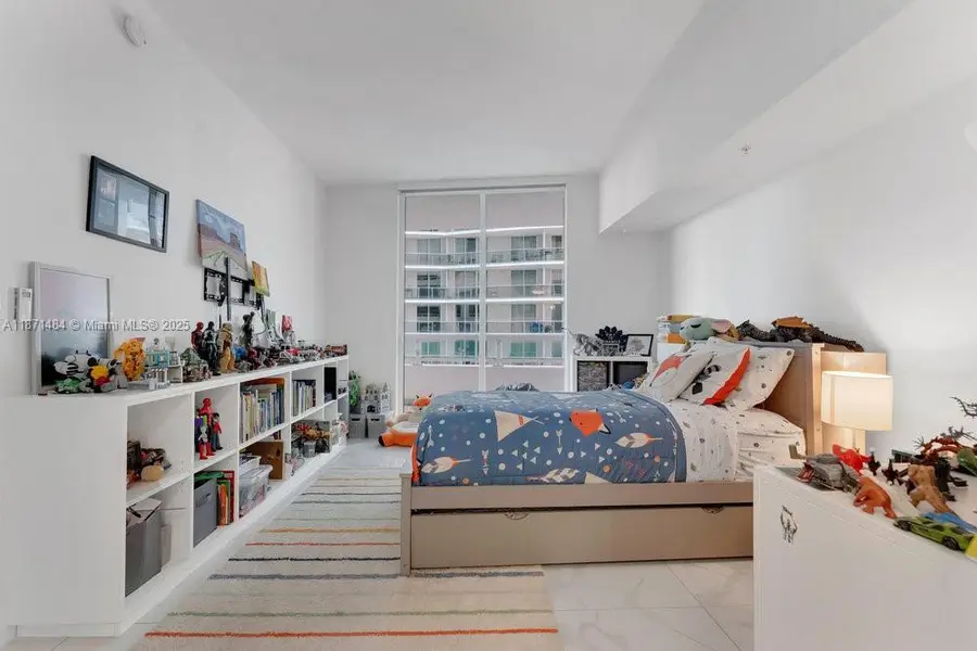 1800 N Bayshore Dr #614, Miami, FL 33132 - Image #3