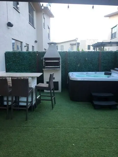 8045 NW 105th Ct, Doral, FL 33178 - Image #3