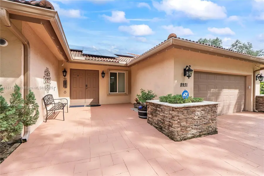 8931 NW 55th Pl, Coral Springs, FL 33067 - Image #2