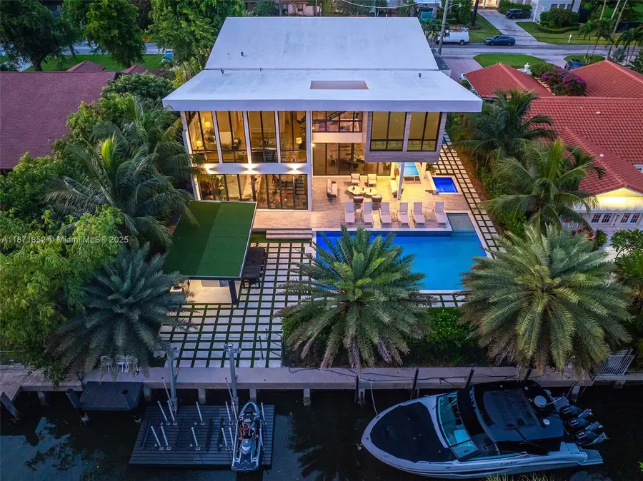 521 Holiday Dr, Hallandale Beach, FL 33009 - #3