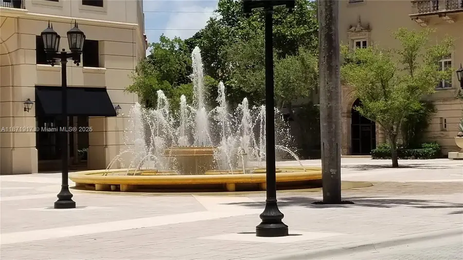 888 S Douglas Rd #1213, Coral Gables, FL 33134 - Image #2