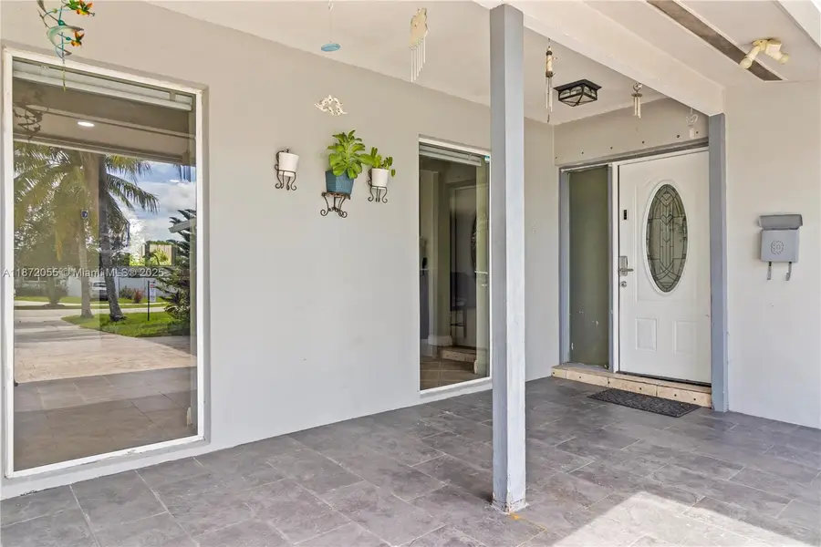 10615 SW 200th St, Cutler Bay, FL 33157 - Image #3