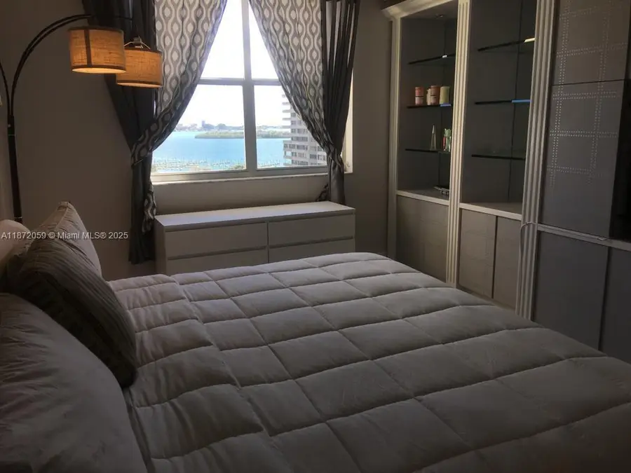 11111 Biscayne Blvd #4D, Miami, FL 33181 - Image #3