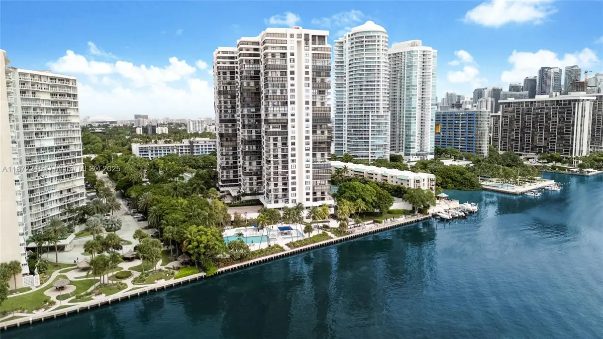 2333 Brickell Ave #1406, Miami, FL 33129 - #1