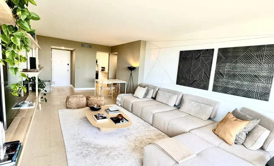 3375 N Country Club Dr #701, Aventura, FL 33180 - #3