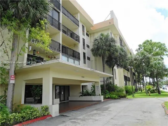 650 NE 149th St #110A, Miami, FL 33161 - Image #1