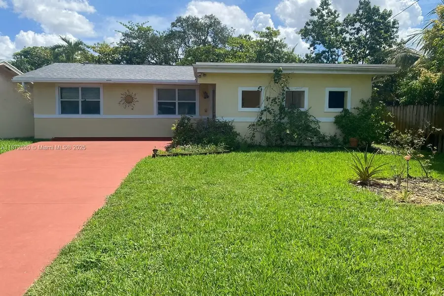 1960 SW 28th Way, Fort Lauderdale, FL 33312 - Image #2