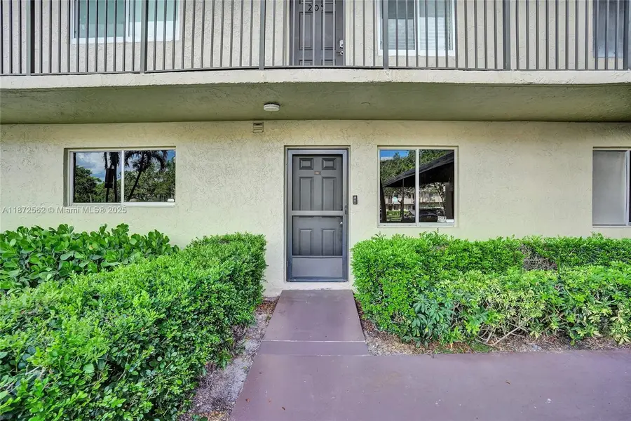 7840 NW 50th St #105, Lauderhill, FL 33351 - Image #2