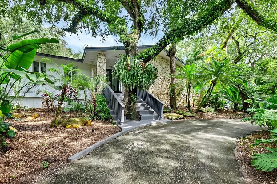 6565 SW 134th Dr, Pinecrest, FL 33156 - #2