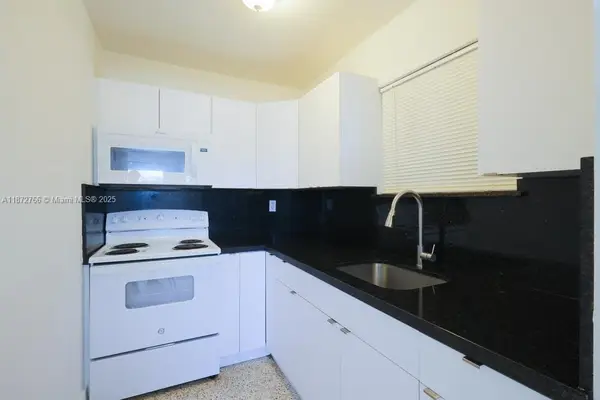 3050 NW 21st Ave #9, Miami, FL 33142