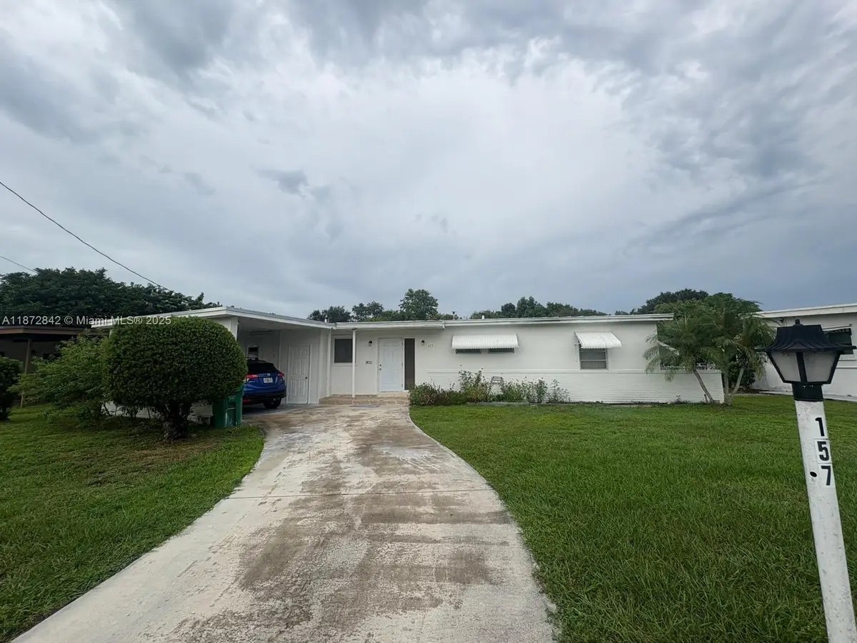 157 NE Prima Vista Blvd, Port Saint Lucie, FL 34983 - Image #1