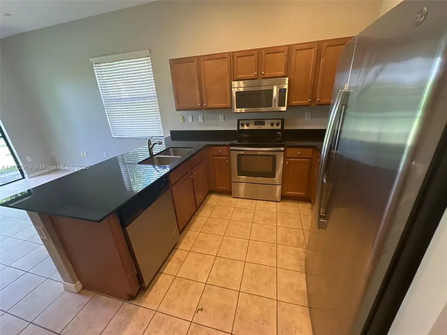 9077 SW 34th Ct, Hollywood, FL 33025 - Image #3