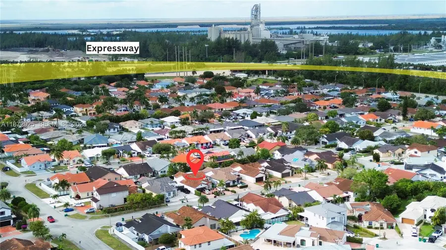 982 NW 133rd Ct, Miami, FL 33182 - Image #3
