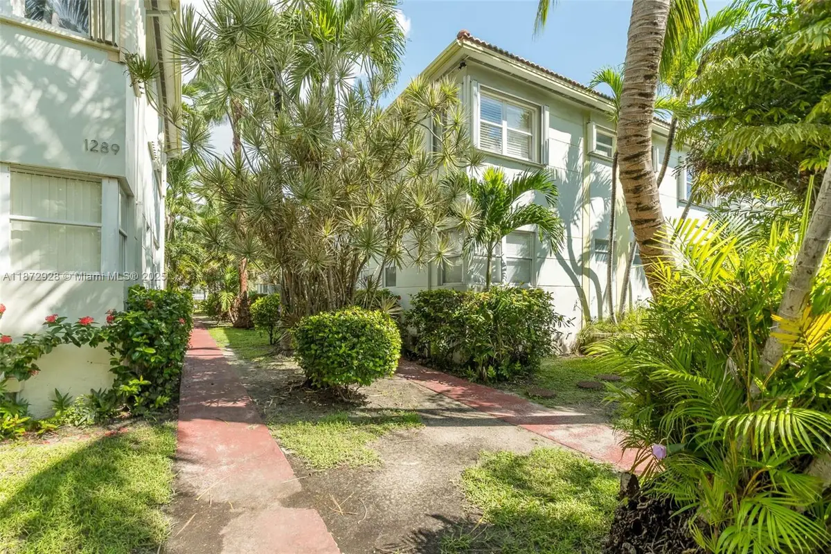 1275 Marseille Dr #35, Miami Beach, FL 33141 - Image #1