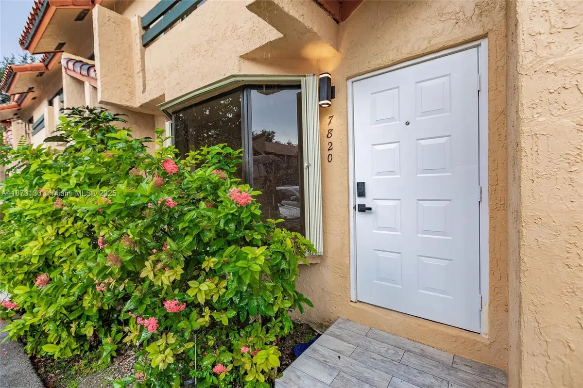 7820 SW 102nd Ln, Miami, FL 33156 - Image #1
