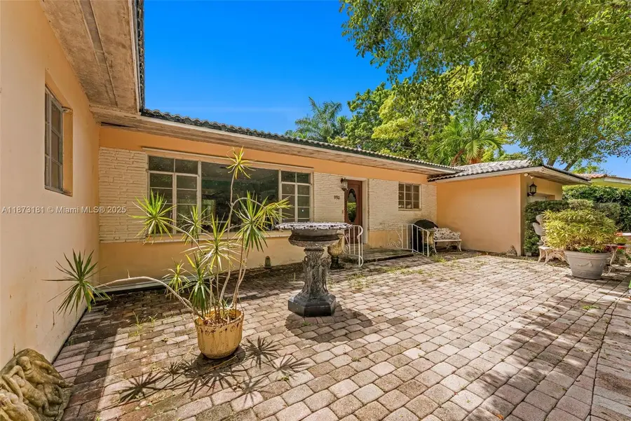 990 NE 94th St, Miami Shores, FL 33138 - Image #2