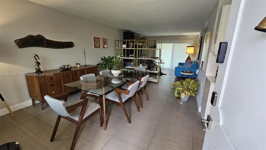 1631 NE 114th St #109, Miami, FL 33181 - Image #3