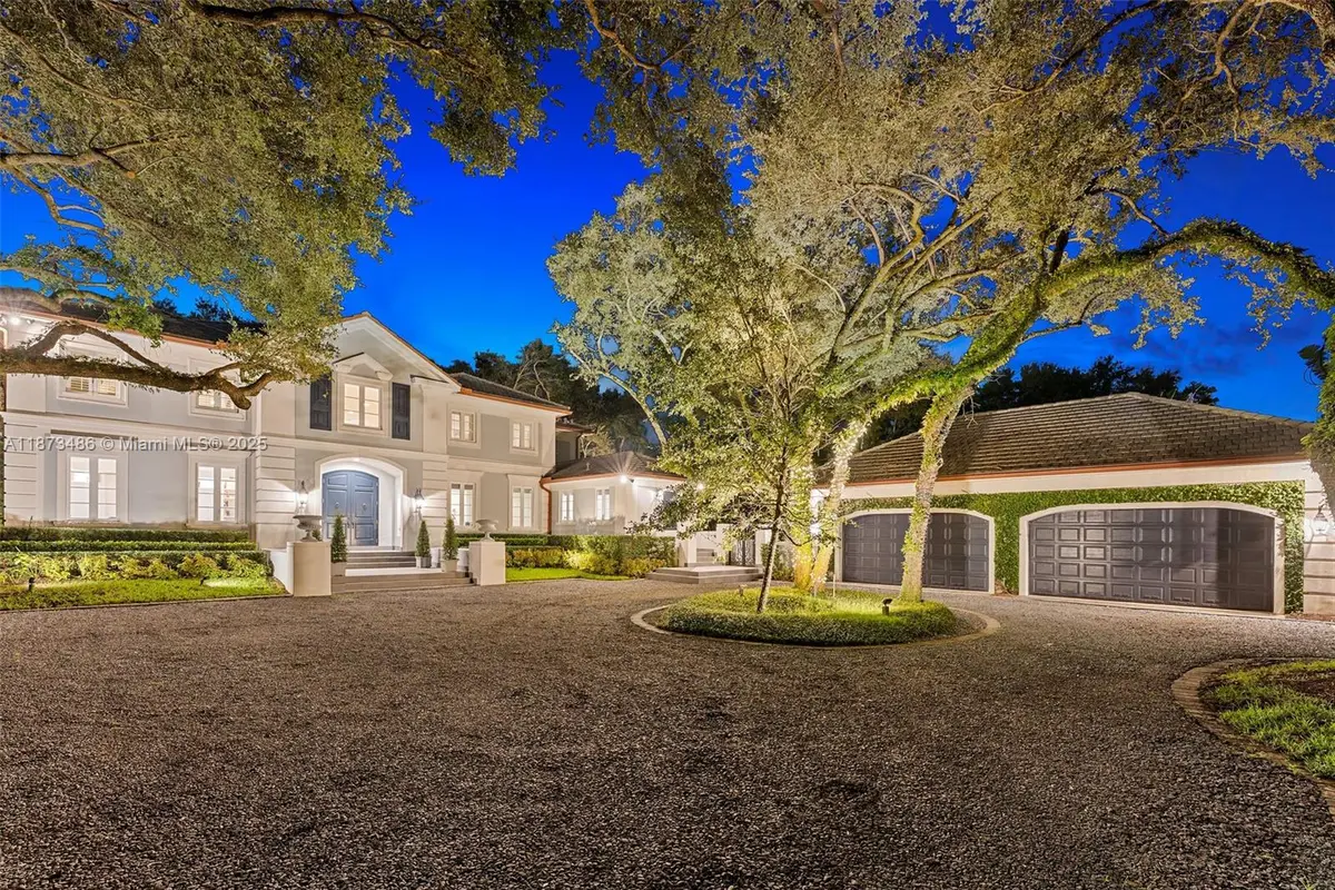 5400 Banyan Trl, Coral Gables, FL 33156 - Image #1