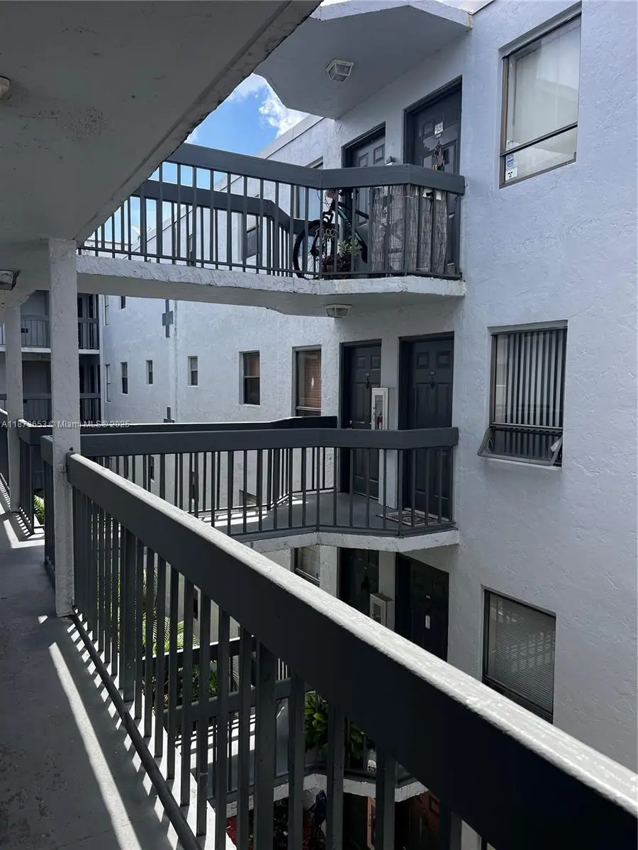 1850 N Congress Ave #309, West Palm Beach, FL 33401 - Image #1