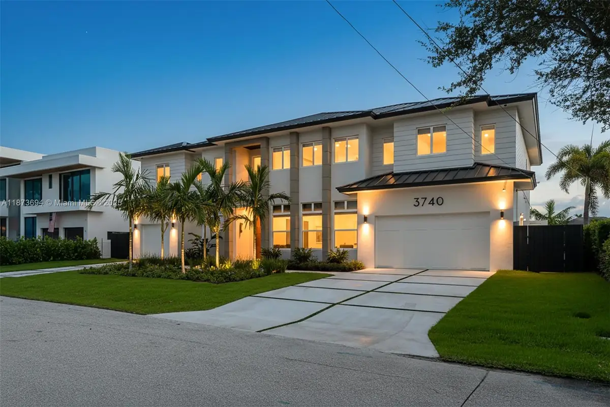 3740 NE 29th Ave, Lighthouse Point, FL 33064 - Image #1