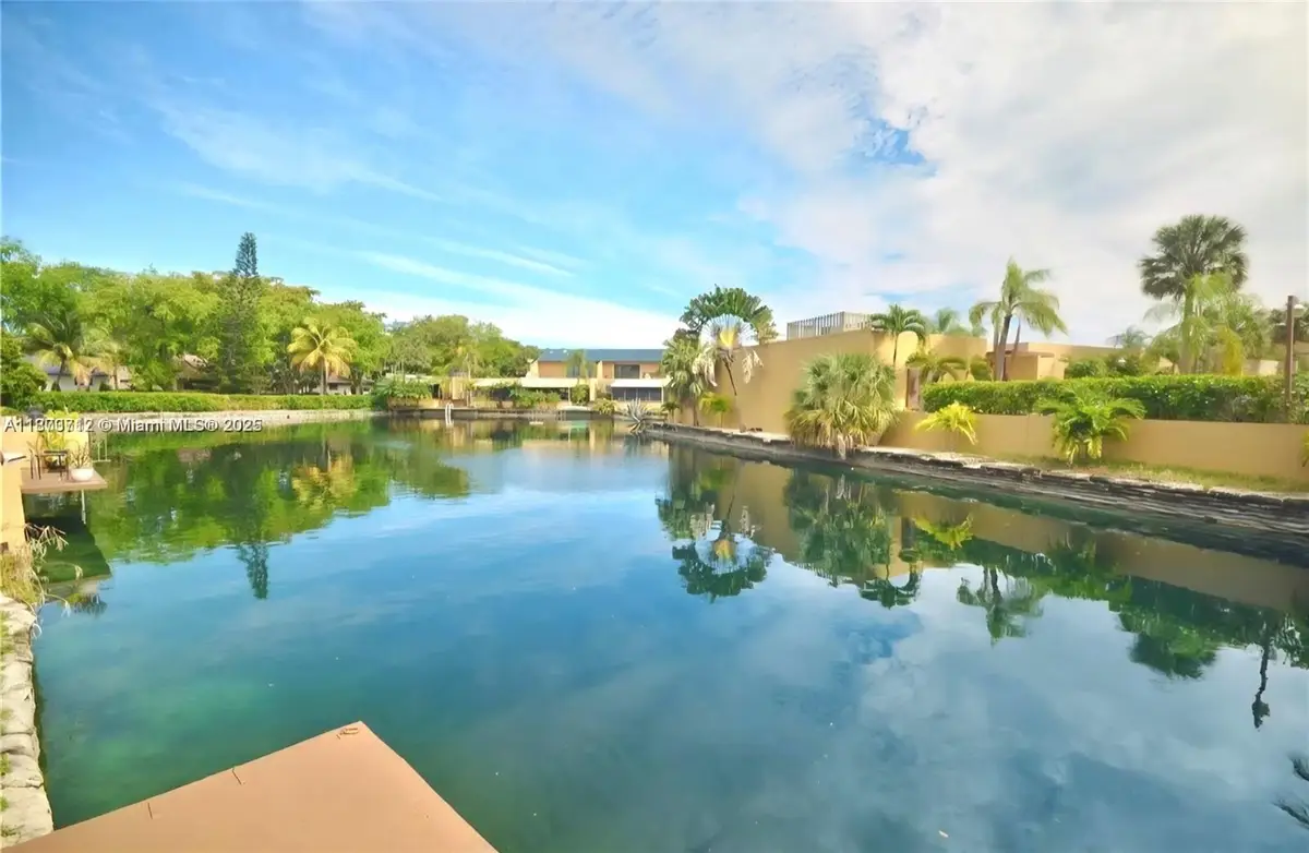 15915 Kingsmoor Way #15915, Miami Lakes, FL 33014 - Image #1