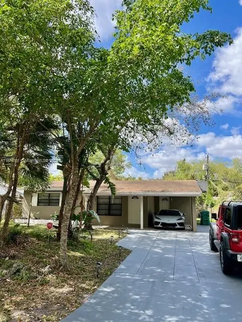 4731 SW 25th Ave, Fort Lauderdale, FL 33312 - Image #1