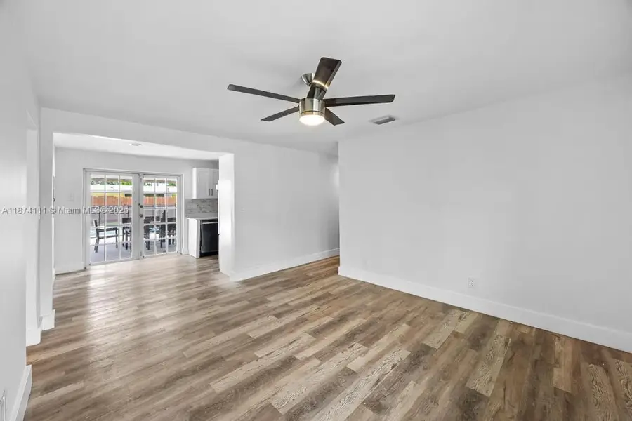 4313 SW 50th St, Dania Beach, FL 33314 - Image #3