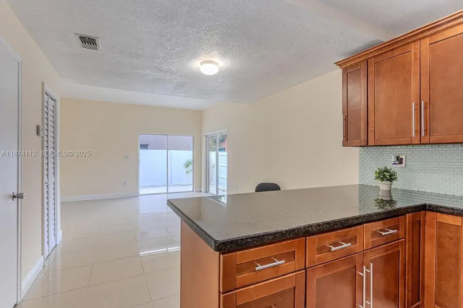 5698 W 25th Ct #5698, Hialeah, FL 33016 - Image #2