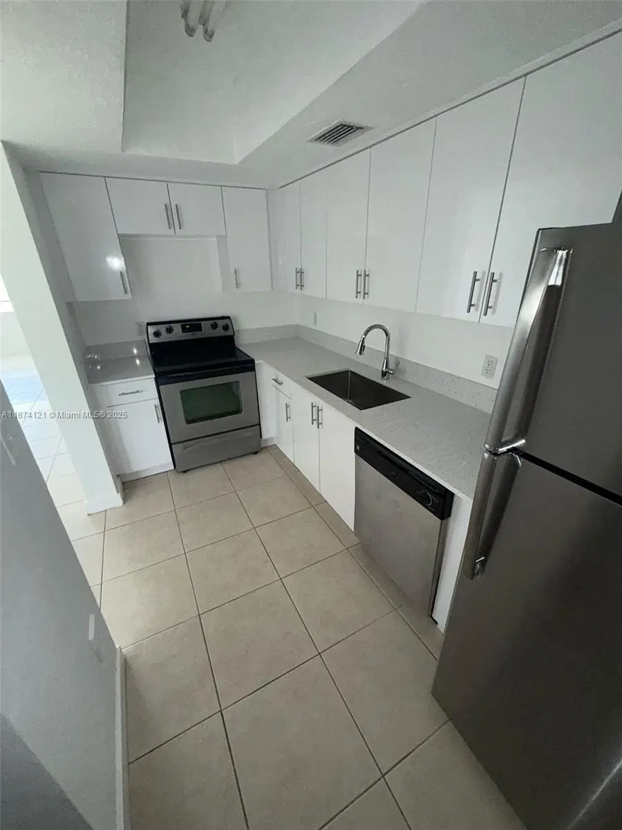 13700 NE 6th Ave #213, North Miami, FL 33161 - Image #2
