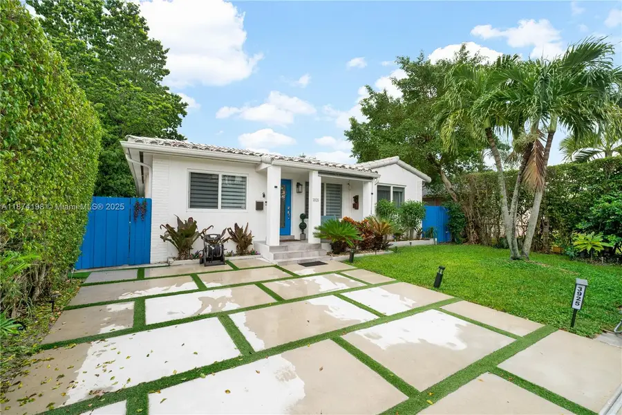 3925 SW 61st Ave, Miami, FL 33155 - Image #2