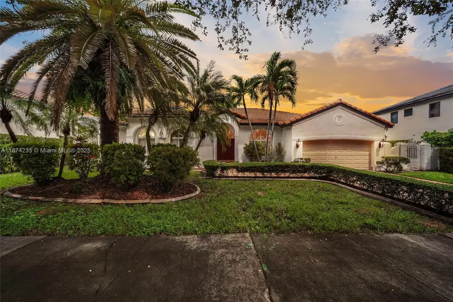 7841 NW 169th Ter, Miami Lakes, FL 33016 - Image #2