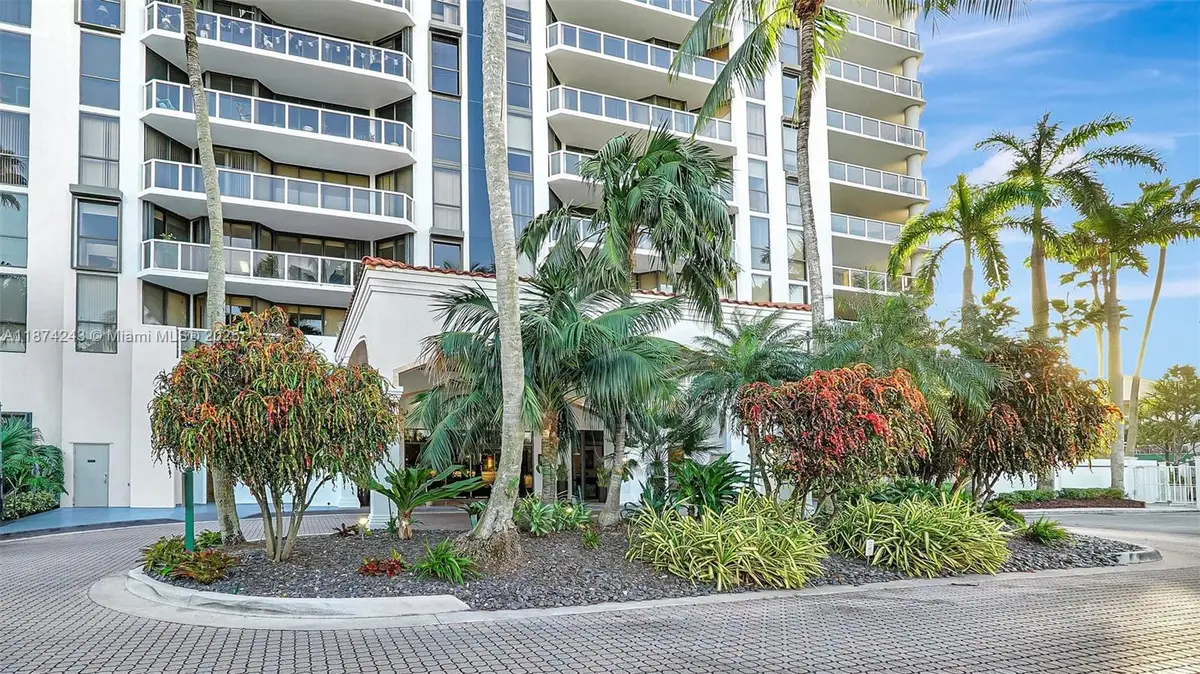 3598 Yacht Club Dr #1901, Aventura, FL 33180 - Image #1