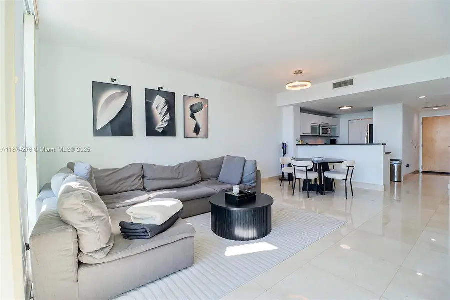 253 NE 2nd St #1907, Miami, FL 33132 - Image #3