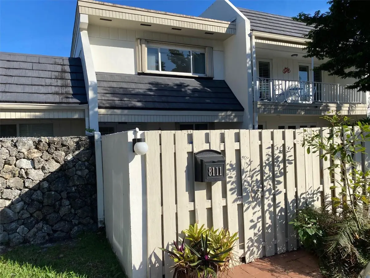 8111 SW 81st Pl, Miami, FL 33143 - Image #1