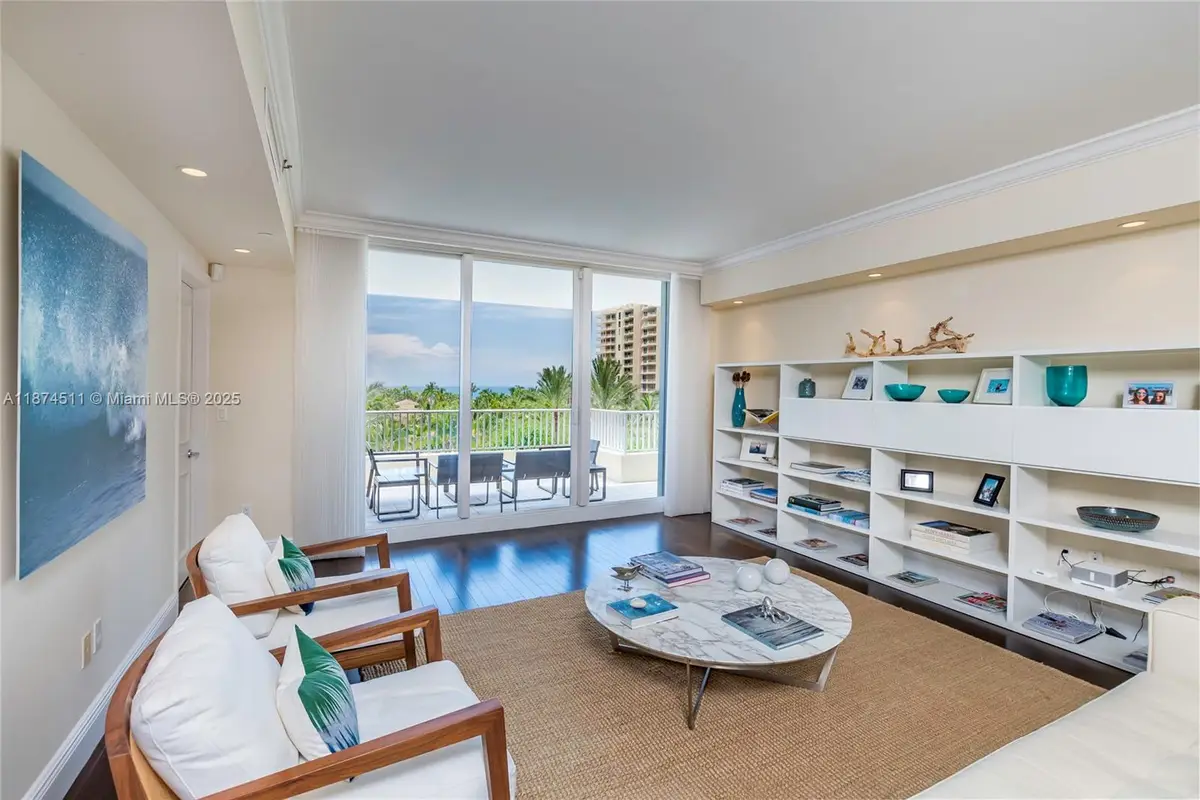 785 Crandon Blvd #603, Key Biscayne, FL 33149 - Image #1