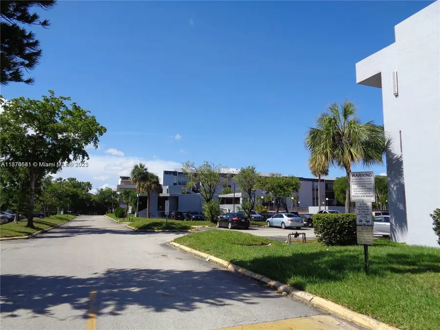 8821 W Flagler St #503, Miami, FL 33174 - Image #2