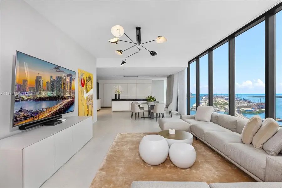 1000 Biscayne Blvd #3801, Miami, FL 33132 - Image #3