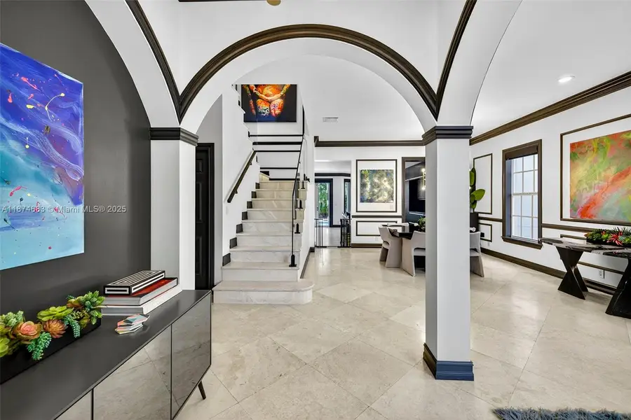 3325 NE 17th Ct, Fort Lauderdale, FL 33305 - Image #2