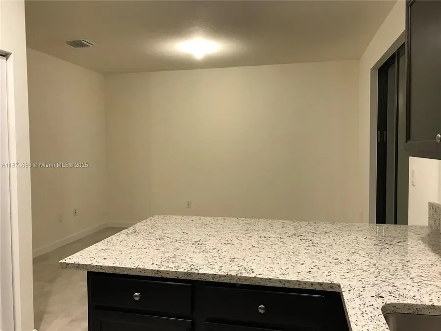 10390 W 33rd Ln, Hialeah, FL 33018 - Image #3