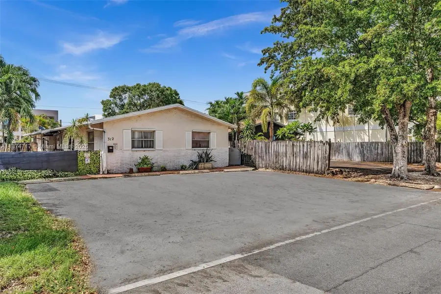 312 SW 9th St, Fort Lauderdale, FL 33315 - Image #3