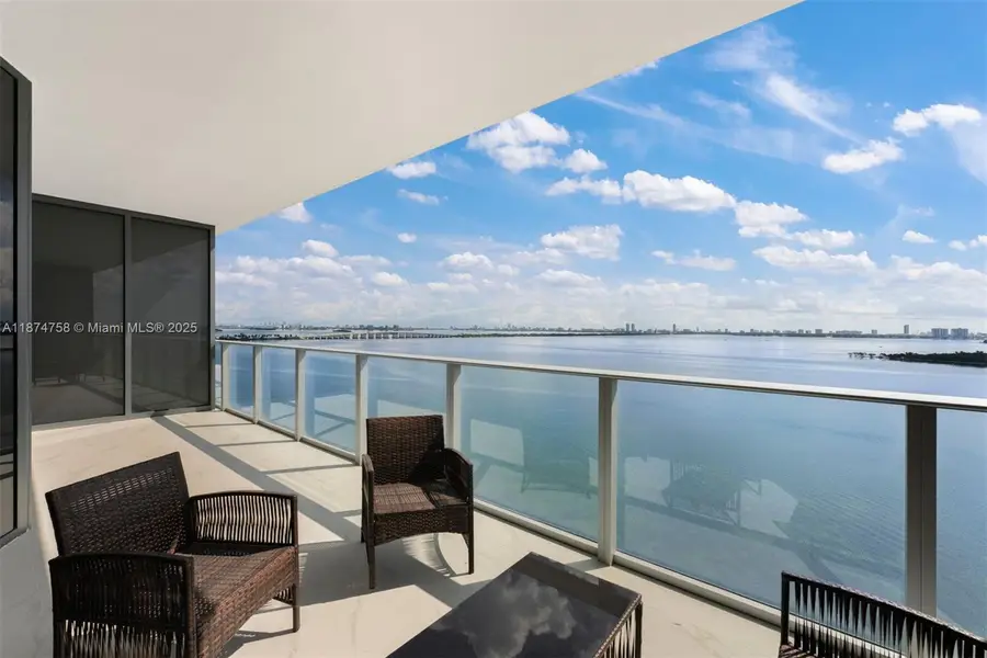 700 NE 24th St #1005, Miami, FL 33137 - Image #2