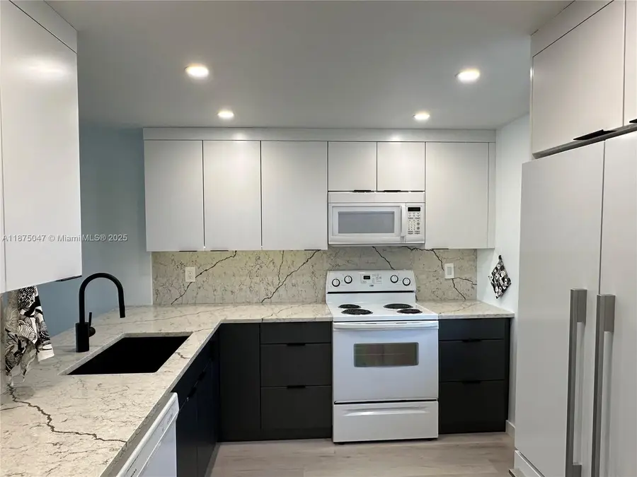 131 SE 3rd Ave #301, Dania Beach, FL 33004 - Image #3