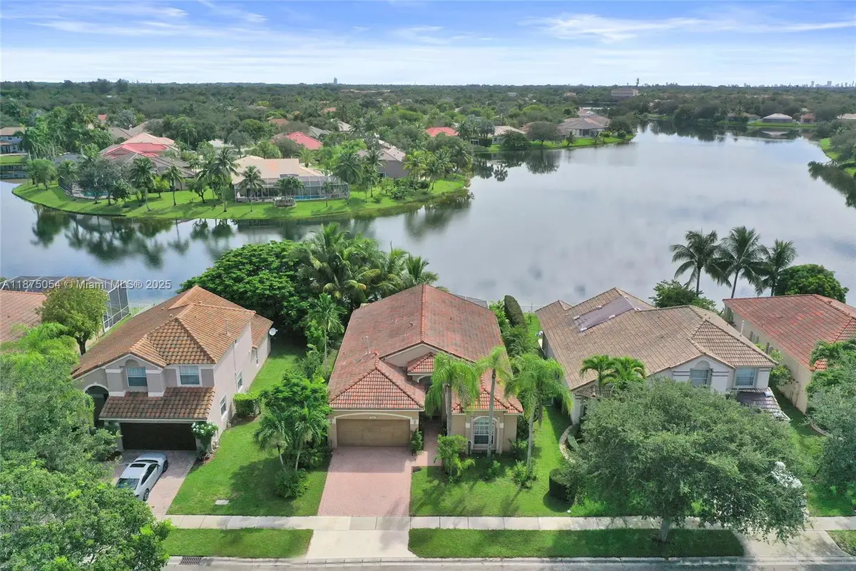 1947 NW 130th Ave, Pembroke Pines, FL 33028 - Image #1