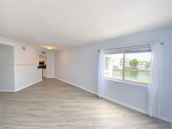 1185 Marseille Dr #307, Miami Beach, FL 33141