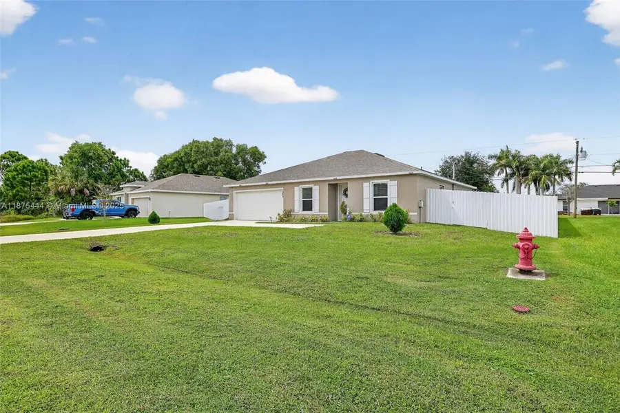 1049 SW California Blvd, Port Saint Lucie, FL 34953 - #2