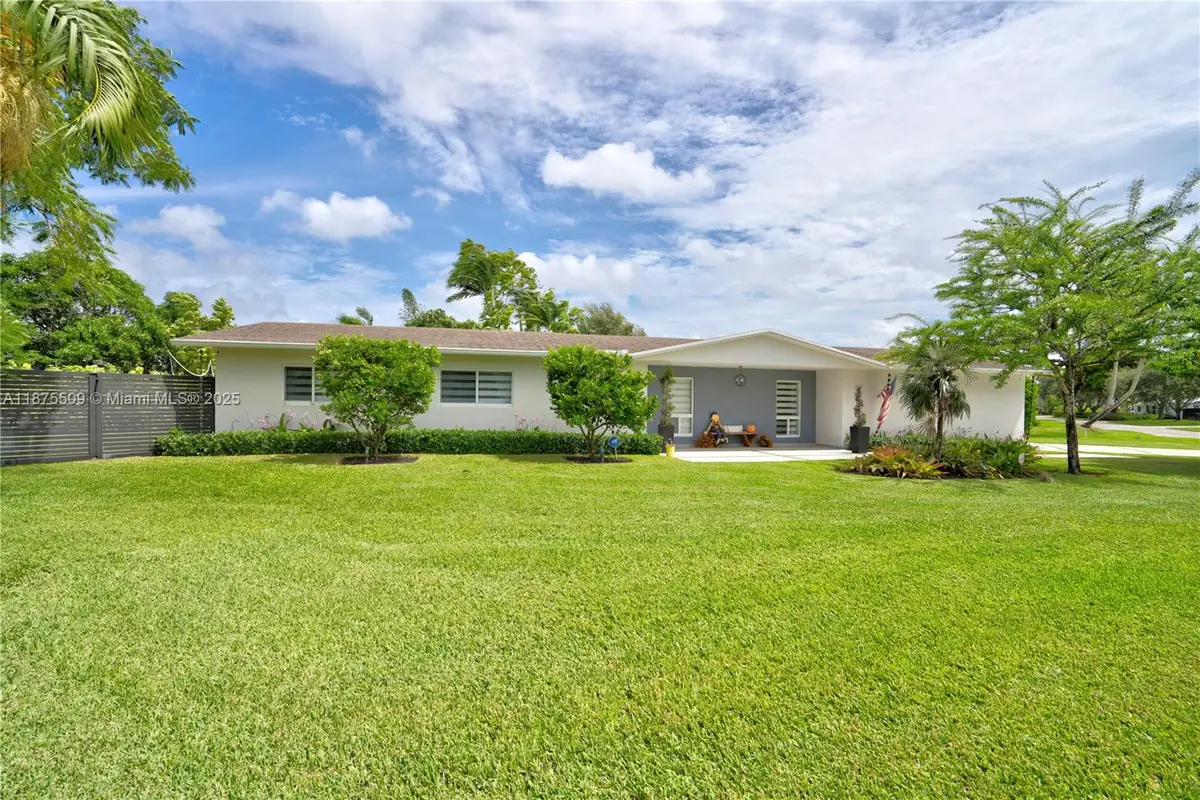 8133 SW 103rd St, Miami, FL 33156 - Image #1